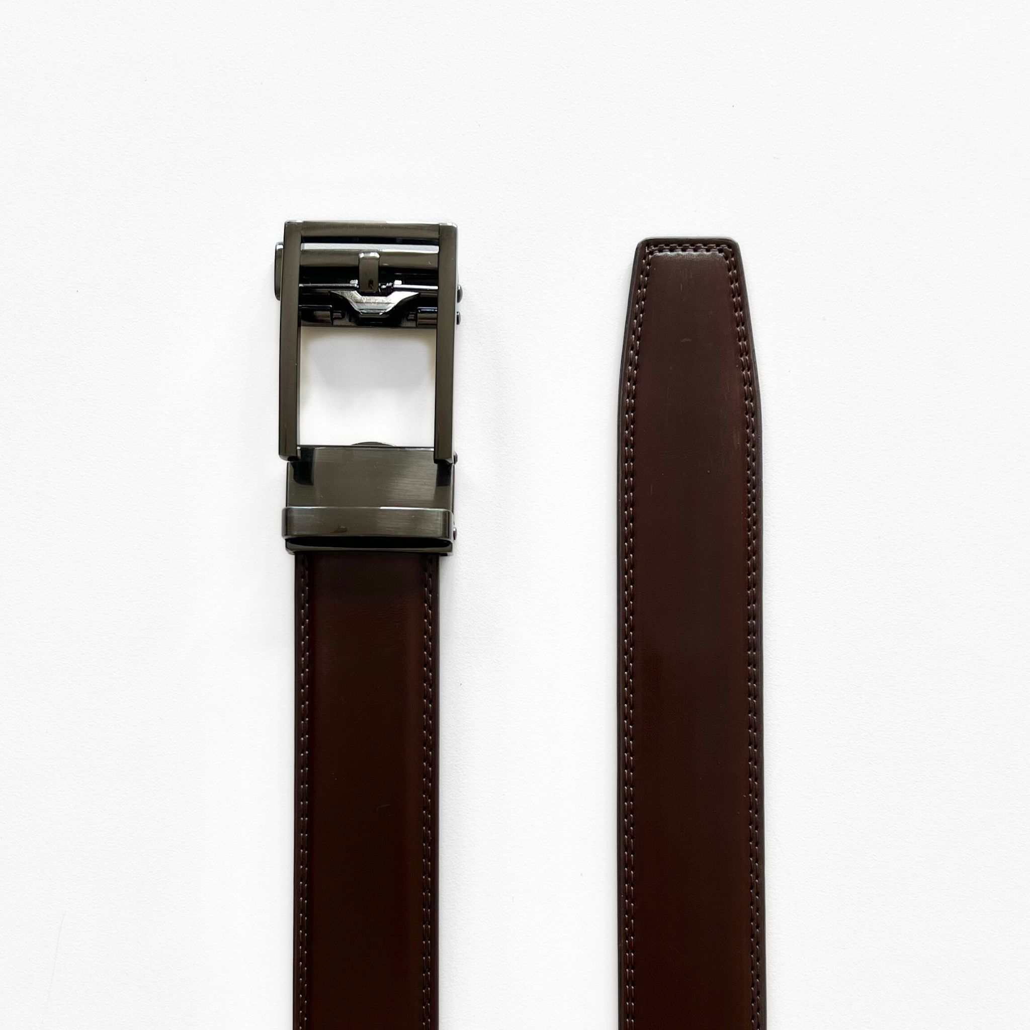 GAVESÆT #3 – 4 x Læderbælte med personlig indgravering