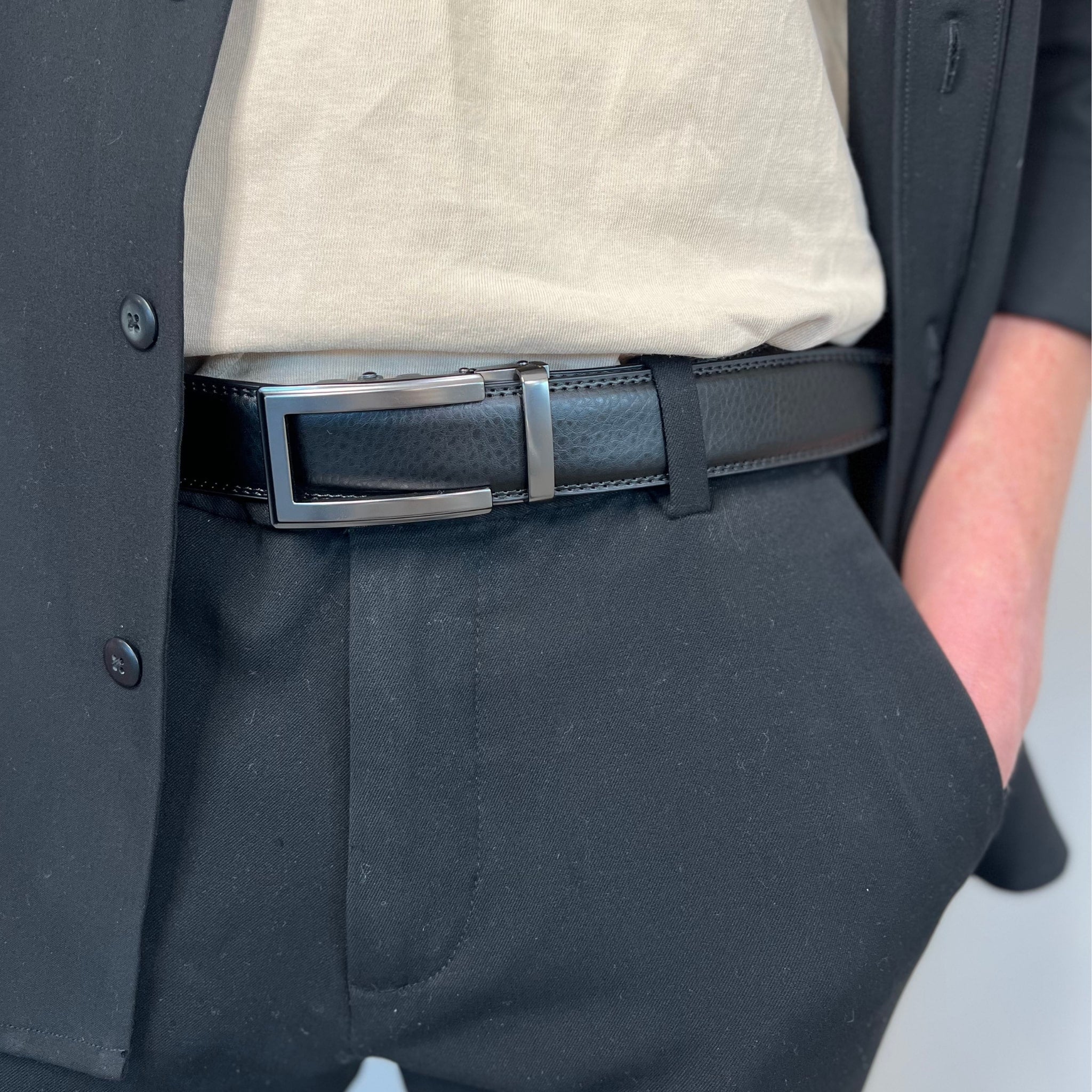 Læderbælte uden huller med personlig indgravering